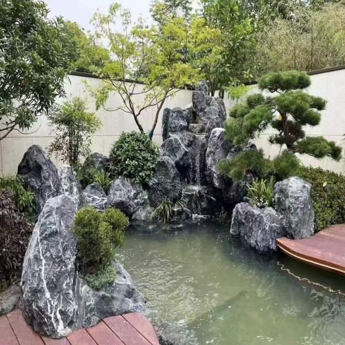 黑山石园林