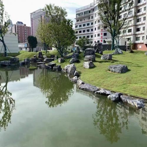 黑山石园林